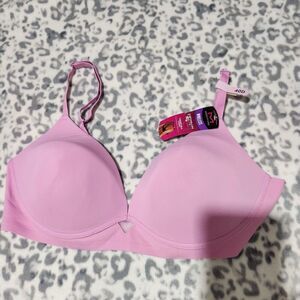 Maidenform Bra Size 40D Pink Wireless Convertible Straps